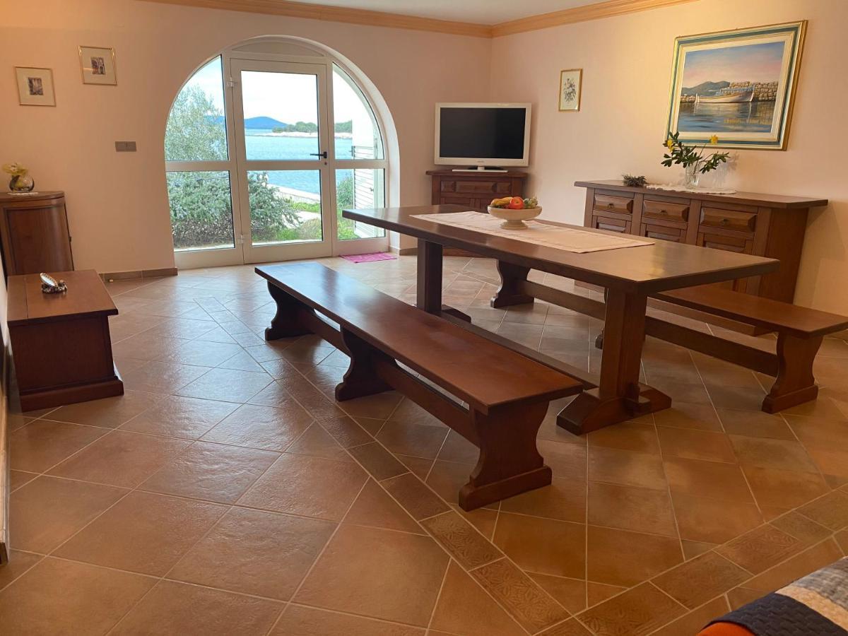 Apartment L'Odore Del Mare Dolac エクステリア 写真