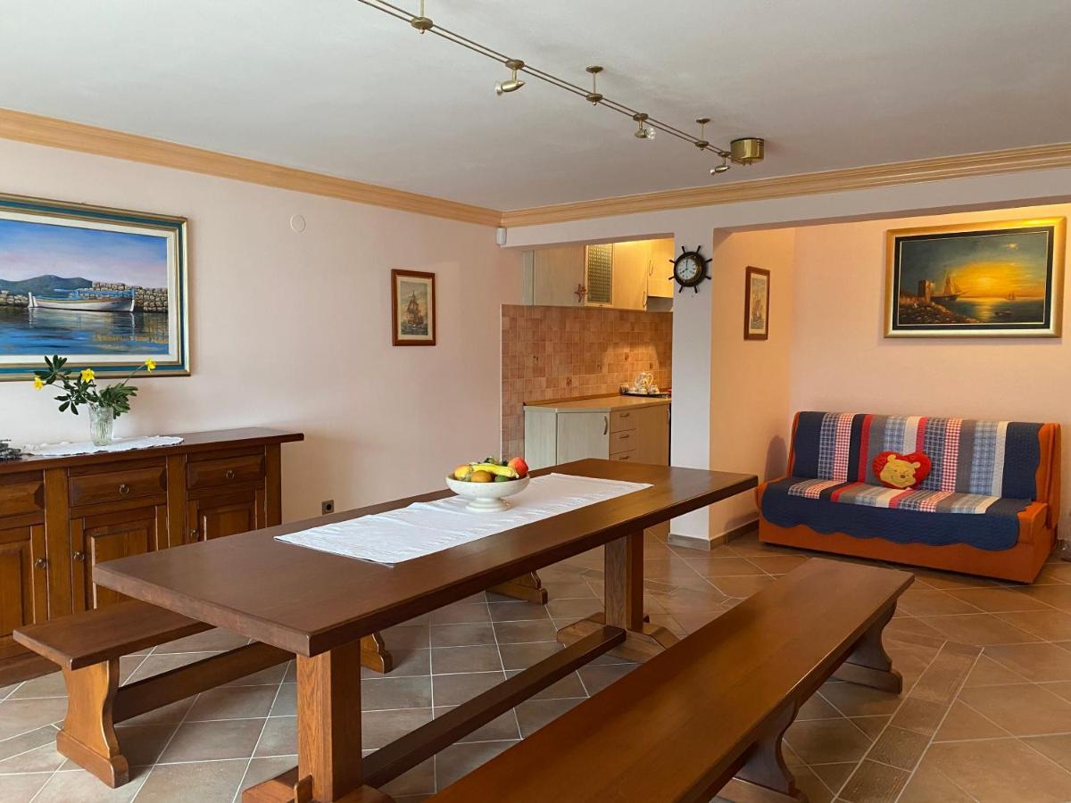 Apartment L'Odore Del Mare Dolac エクステリア 写真